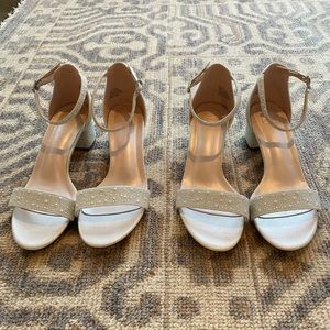 David’s Bridal all over iridescent pearl low block heel sandals- 8